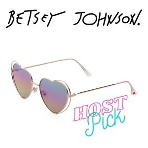 🆕NWT Betsey Johnson Heart Shaped Mirror Sunglasses